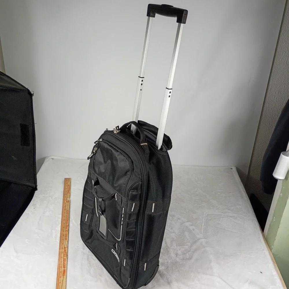 OGIO Rolling Backpack  Large Black Wheeled Travel Bag Gorpcore Utility Work